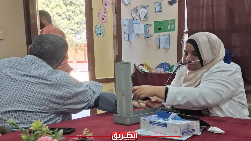 صحة قنا: الكشف على 39 ألفاً و373 مواطناً بمبادرات ”100 مليون صحة” خلال فبراير الماضي