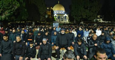 60 ألف مصلٍ يؤدون العشاء والتراويح فى المسجد الأقصى