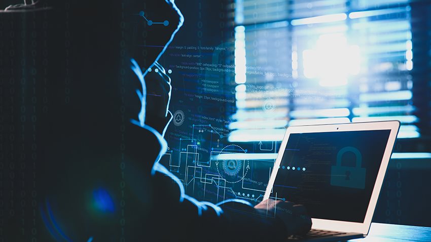 مقاطع فيديو مثيرة .. قرار عاجل في ابتزاز مدير نادٍ رياضي بالتجمع