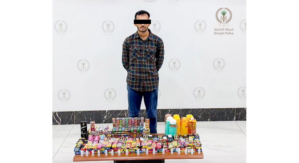 شرطة الشارقة: القبض على آسيوي روّج المخدرات عبر السجائر الإلكترونية