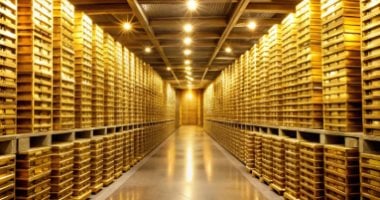 سعر الذهب اليوم الأحد 15 فبراير 2026.. عيار 24 بدون مصنعية بـ7680 جنيها