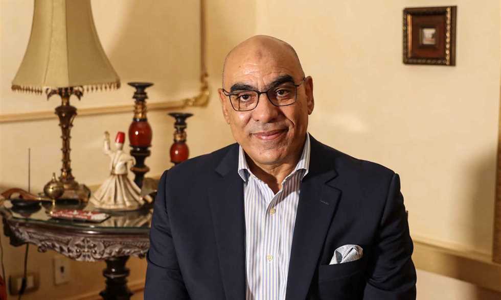 حوار هشام نصر: قرار الإيقاف التأديبي لم يُعتمد وسنحل أزمة الرخص.. وهذه أخطاء مجلس الزمالك