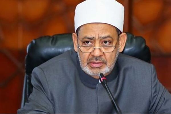 أحمد الطيب: السميع البصير من صفات الكمال