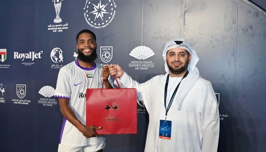 فريقا "مدارس الإمارات الوطنية"و"الخدمات المساندة" يفوزان بكأس منصور بن زايد