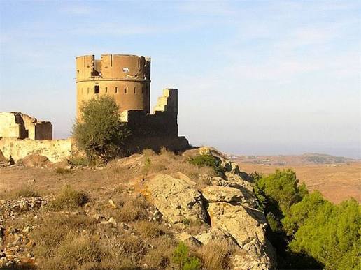مدينة أثرية على قمة جبل.. مطالب بتأهيل وتثمين موقع ثازوضا الأثري في الناظور