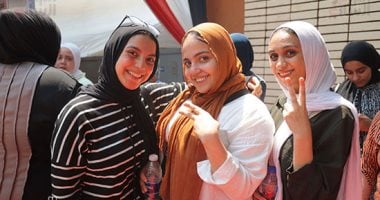 التعليم تؤكد عدم وجود تغييرات فى مواصفات ورقة امتحانات الثانوية العامة
