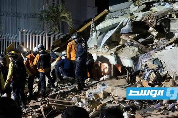 إيران تعرض المساعدة في جهود الإنقاذ بعد زلزال فنزويلا (صور)