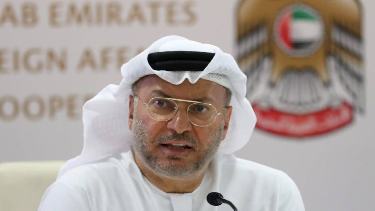 مستشار إماراتي: تيار “الإخوان” يسعى لإعادة تسويق الفتنة والعنف بثوب جديد