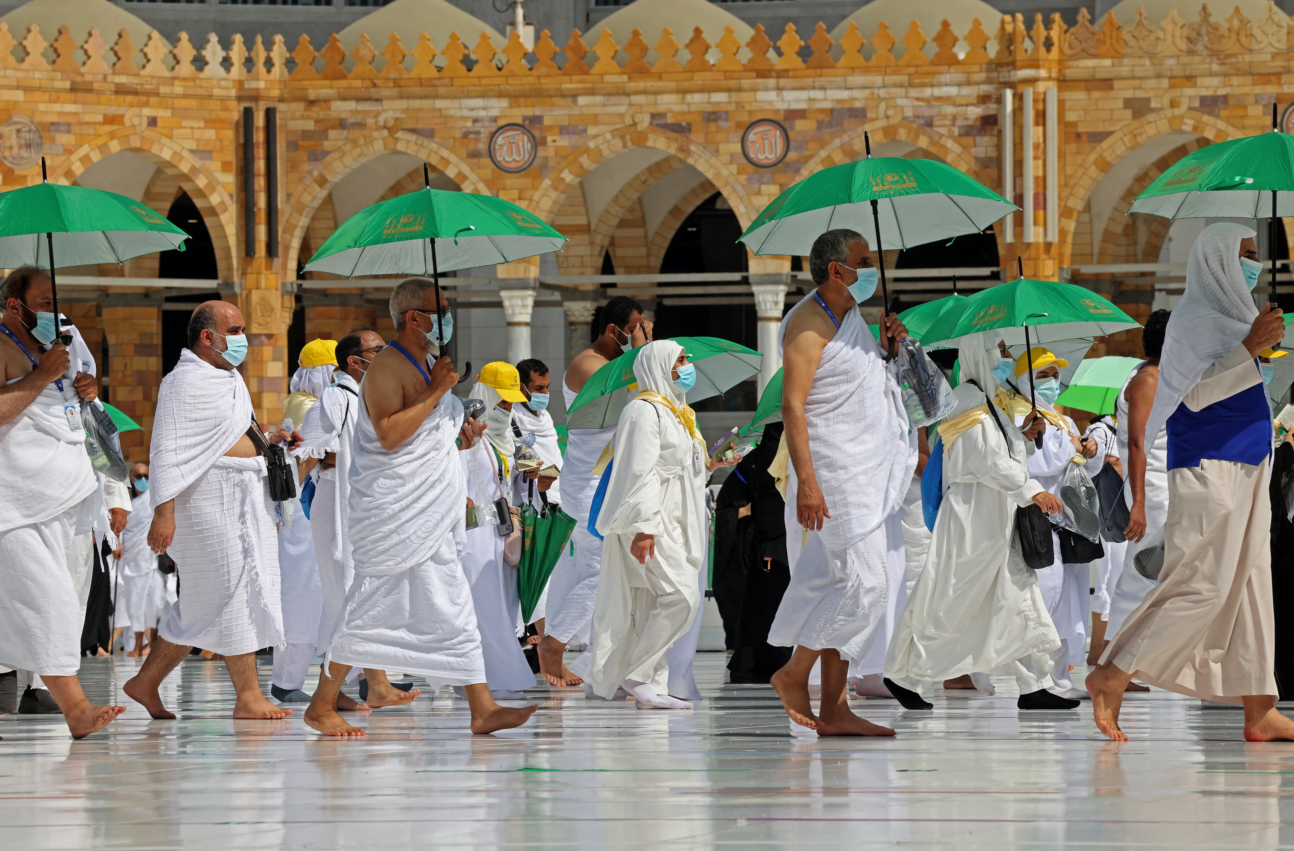 دليل الحجاج للوقاية من مخاطر الجفاف والاجهاد الحراري في موسم الحج