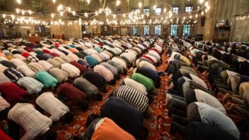 المفتي: قضاء صلاة التراويح مسألة خلافية.. والشافعية يجيزون أداءها حتى بعد الفجر