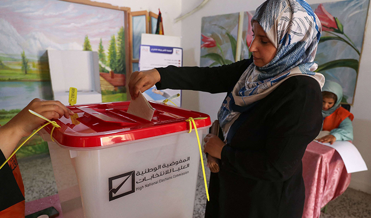 في لقاء روما الأول: «الاجتماع المصغر» يتجه لإعادة تشكيل مفوضية الانتخابات وتمهيد المسار الانتخابي