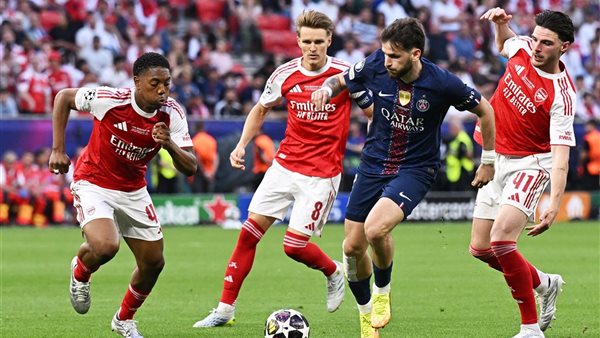 آرسنال وباريس يلجآن لشوطين إضافيين بعد التعادل 1-1 في الوقت الأصلي (صور)