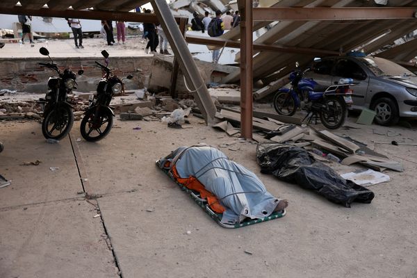 ارتفاع عدد ضحايا الزلزالين في فنزويلا إلى 1430 قتيلاً و3238 مصاباً