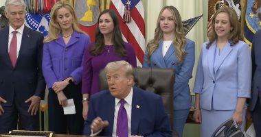 العالم هذا المساء.. ترامب لـ إيران: الوقت ينفد عليكم التحرك بسرعة وإلا لن يبقى منكم شئ.. أغلبية الدول تعلن الإثنين أول أيام شهر ذي الحجة.. جيش الاحتلال يقرر البدء بتطبيق قانون عقوبة الإعدام في الضفة ا