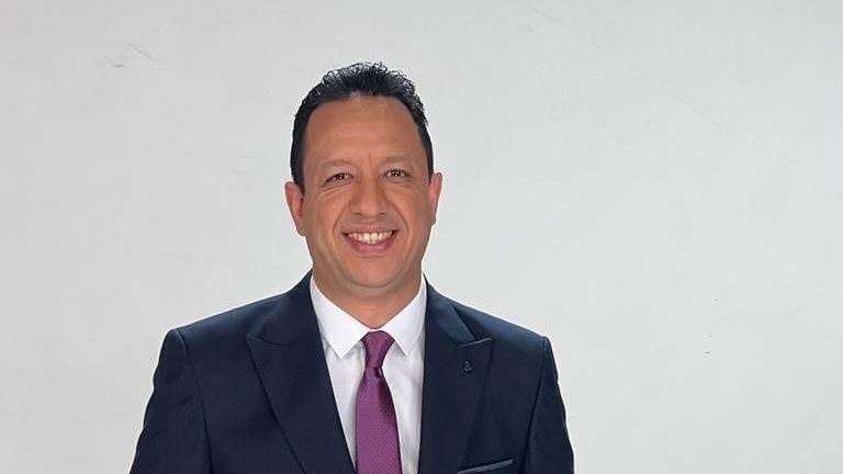 الأعلى للإعلام: استدعاء مسئول صفحة إسلام صادق بسبب تصريحات عن منتخب مصر