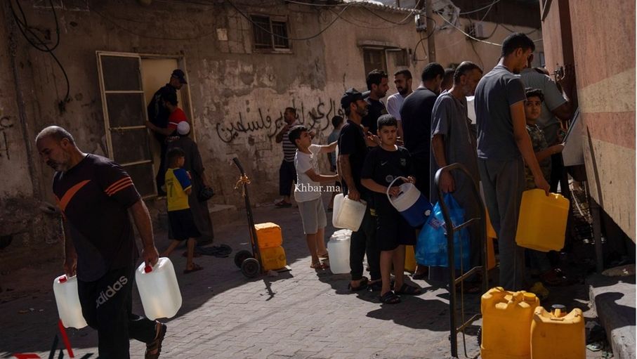 "اليونيسيف" تعرب عن غضبها إثر استشهاد سائقين لصهاريج مياه بنيران إسرائيلية في غزة