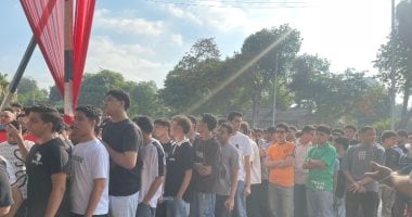 لجان الثانوية العامة بالجيزة تبدأ إجراءات تفتيش الطلاب استعدادًا للامتحانات