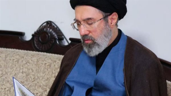 أكثر تشددا من والده، معلومات عن مجتبى خامنئي نجل المرشد الإيراني الراحل
