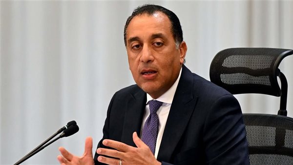 مدبولي:المعلم هو البطل الحقيقي لتطوير التعليم والدولة تعمل على تحسين أوضاعه المعيشية
