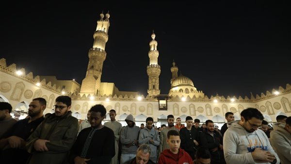 آخر ليلة وترية في رمضان، ختم القرآن بالجامع الأزهر وسط أجواء روحانية عامرة (صور)