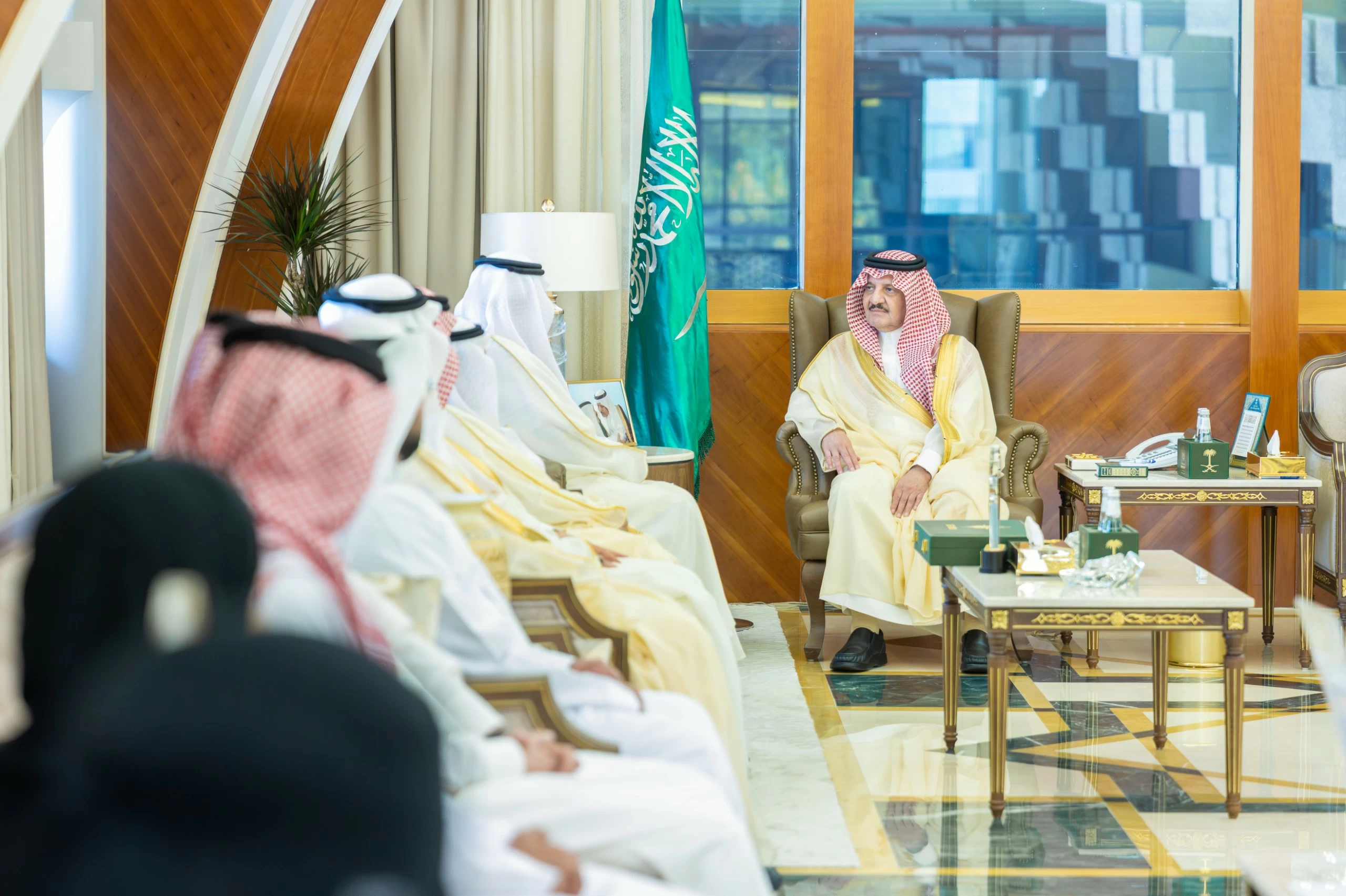 أمير الشرقية يستقبل رئيس جامعة حفر الباطن