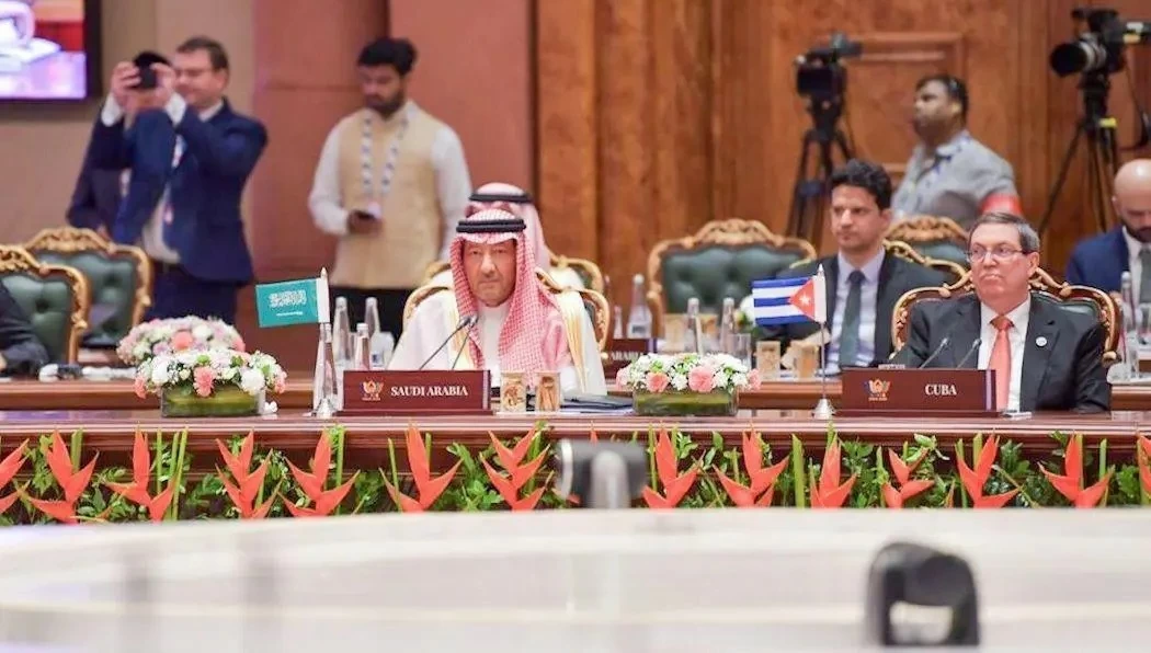 نيابةً عن وزير الخارجية.. «الخريجي» يشارك في اجتماع وزراء خارجية دول مجموعة بريكس