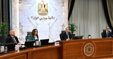 رئيس الوزراء يشدد على ضرورة مواجهة ظاهرة انتشار الكلاب الضالة