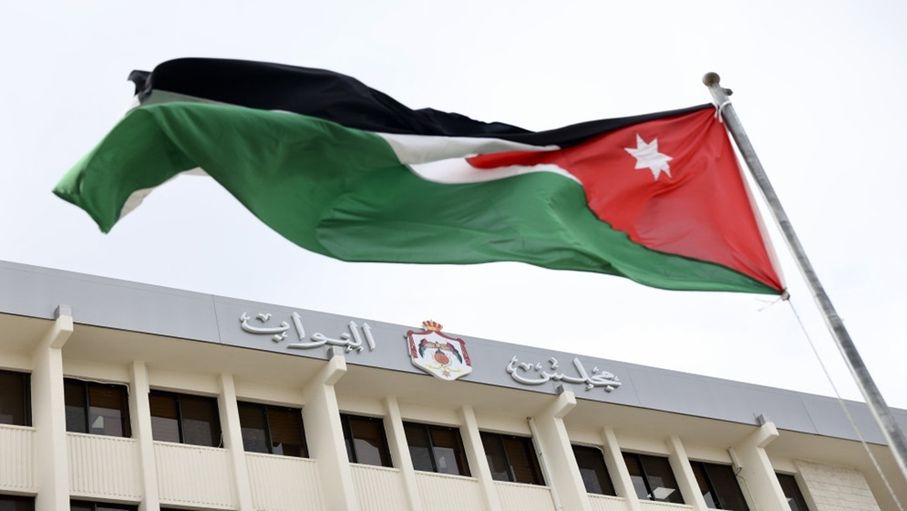 الطوباسي يؤدي اليمين الدستورية الاثنين ليحل نائبا مكان الجراح