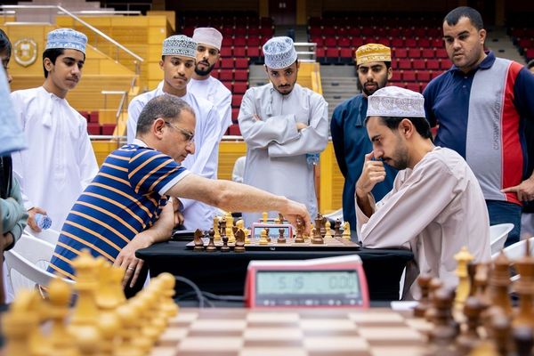 الشطرنج.. عالمٌ لا ينتهي يقود اللاعب حمود البوسعيدي إلى إنجازات محلية ودولية