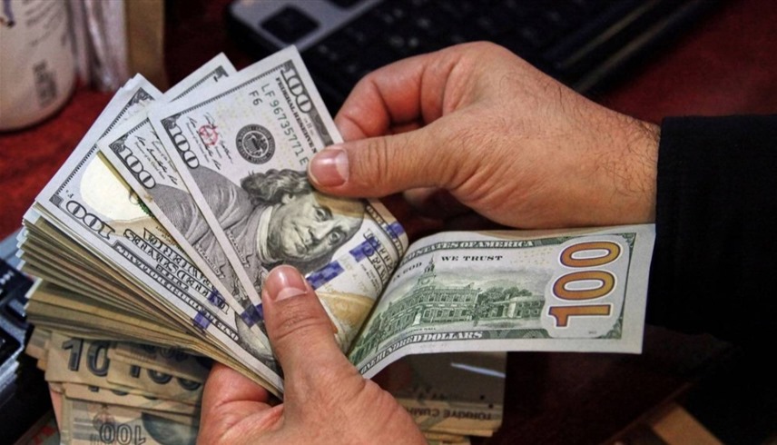 الجنيه المصري يهزم الدولار مجدداً بعد ارتفاع مؤقت متأثر بالحرب الإيرانية