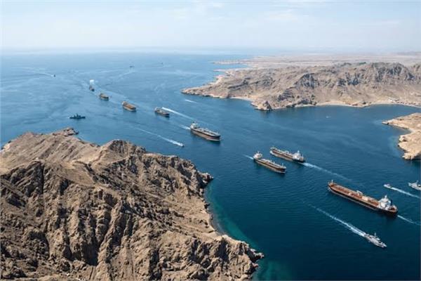 واشنطن تسعى لتشكيل تحالف جديد بشأن الملاحة في مضيق هرمز