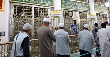 بعثة الحج المصرية تبدأ تفويج الحجاج لزيارة الروضة الشريفة وسط أجواء روحانية