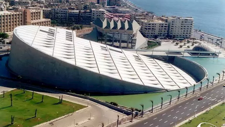 مكتبة الإسكندرية تنظم معرض "ديارنا" لتمكين صاحبات الحرف اليدوية
