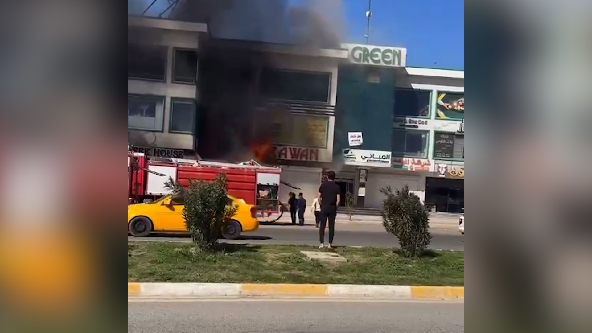فيديو: حريق في مقهى مارس وسط كركوك دون خسائر بشرية
