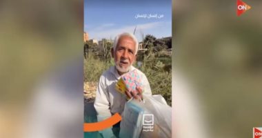 حياة كريمة تجبر بخاطر بائع منديل.. وأيمن مصطفى يهديه 20 ألف جنيه