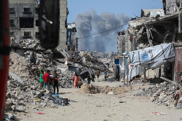استشهاد 7 فلسطينيين وإصابة آخرين في غارات إسرائيلية على مدينة غزة