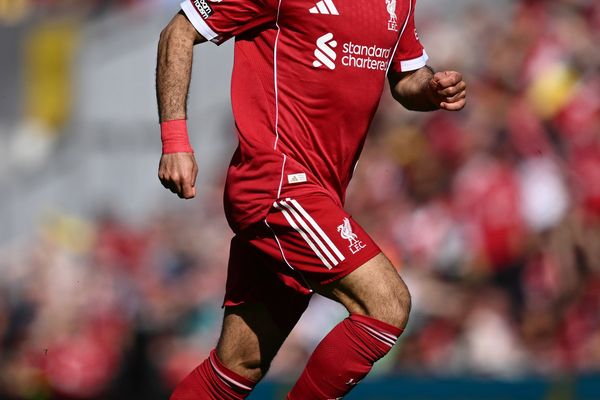 ليفربول يبدد المخاوف حول محمد صلاح ويؤكد عودته قبل نهاية الموسم