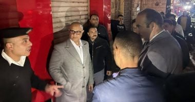 تشميع مقهى متعدٍ على حرم الطريق خلال جولة لسكرتير عام الجيزة بالهرم