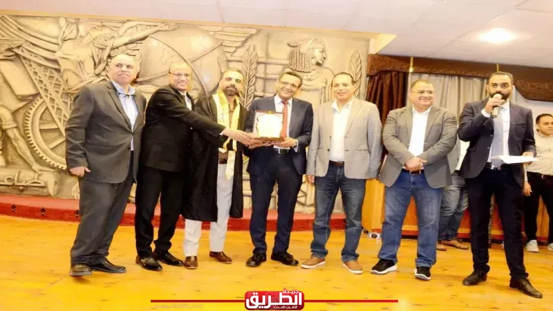 الصحفيين تكرم الزميل علي جمال التركي لحصوله على الدكتوراه