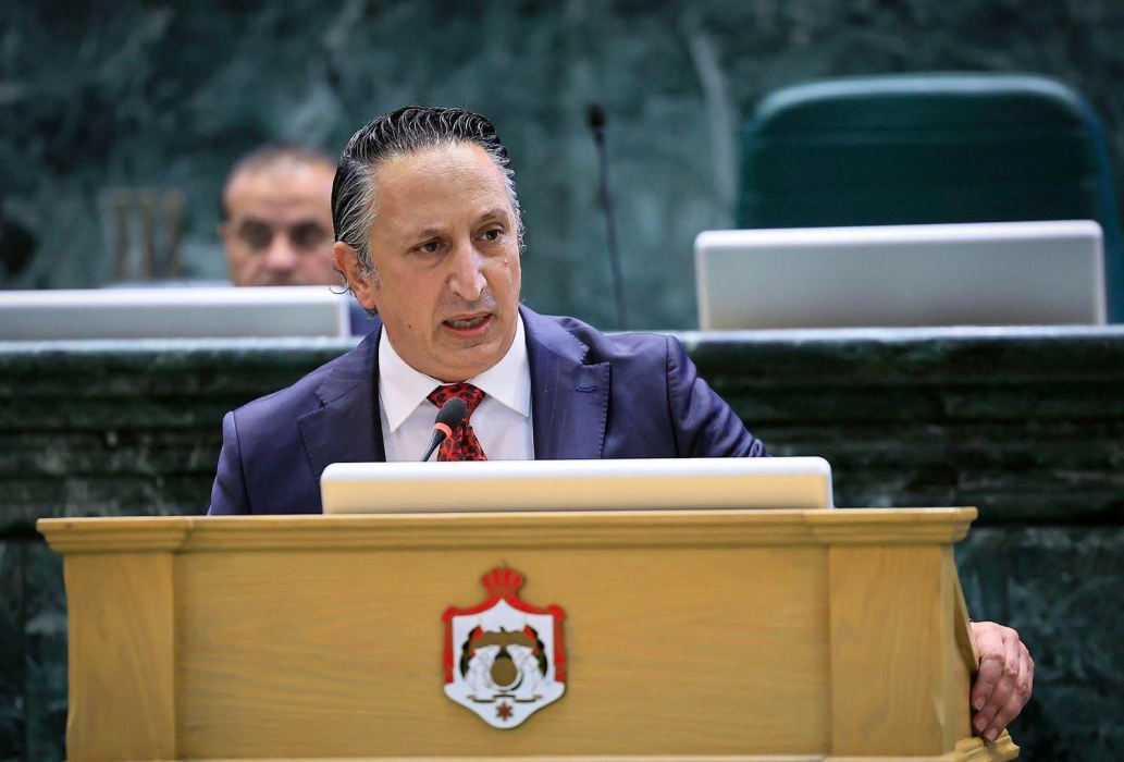 أبو رمان يوجّه سؤالًا نيابيًا حول أزمة الفيصلي