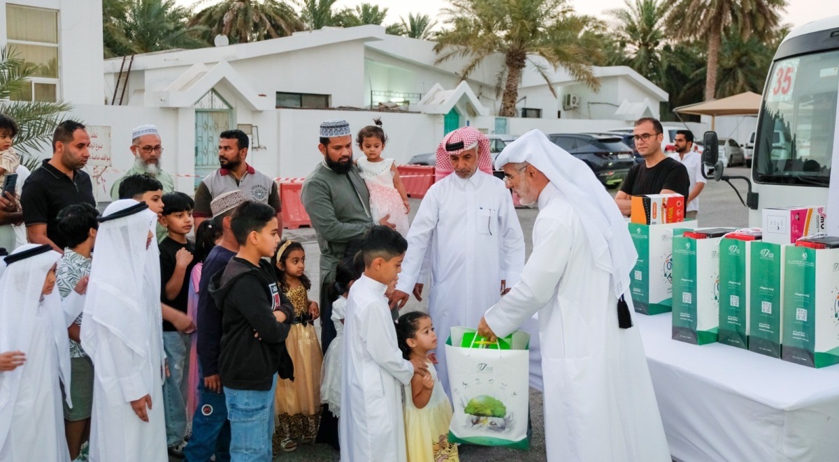 ‫ الإدارة العامة للأوقاف توزع 4 آلاف هدية ضمن مبادرة "فرحة العيد"