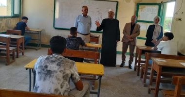 هدوء وانتظام بلجان الثانوية الأزهرية بالإسماعيلية خلال امتحان مادة الصرف