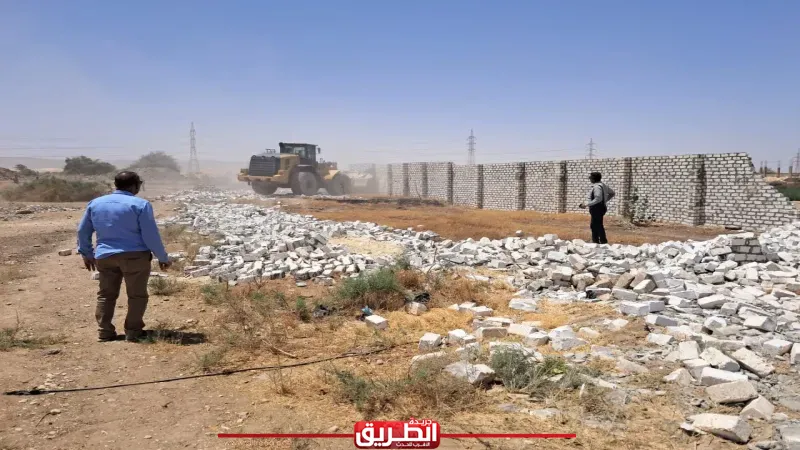إزالة 29 حالة تعدي وإسترداد 20 فداناً و5170 متراً بقنا وقفط