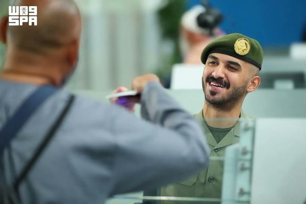 الجوازات السعودية... منظومة متكاملة لخدمة أكثر من (1.5) مليون حاج من القدوم حتى المغادرة