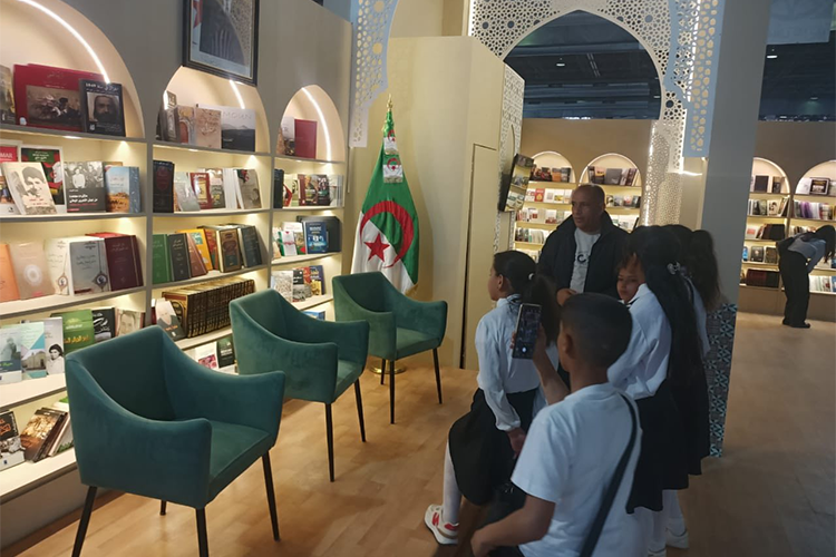 أزيد من 600 عنوان في الجناح الجزائري بالمعرض الدولي للكتاب بتونس