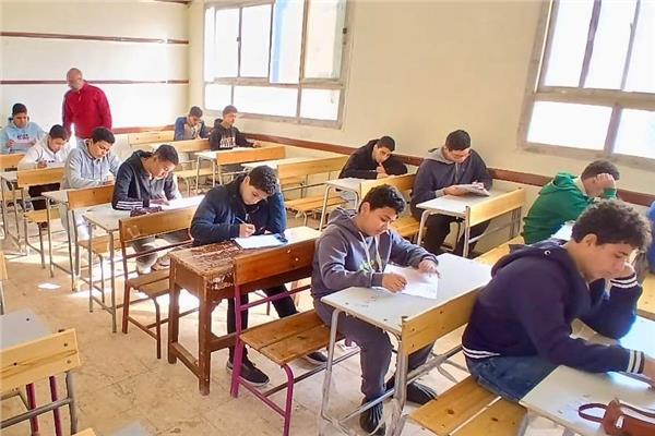 تعليم الجيزة: تعليق الدراسة اليوم لسوء الأحوال الجوية