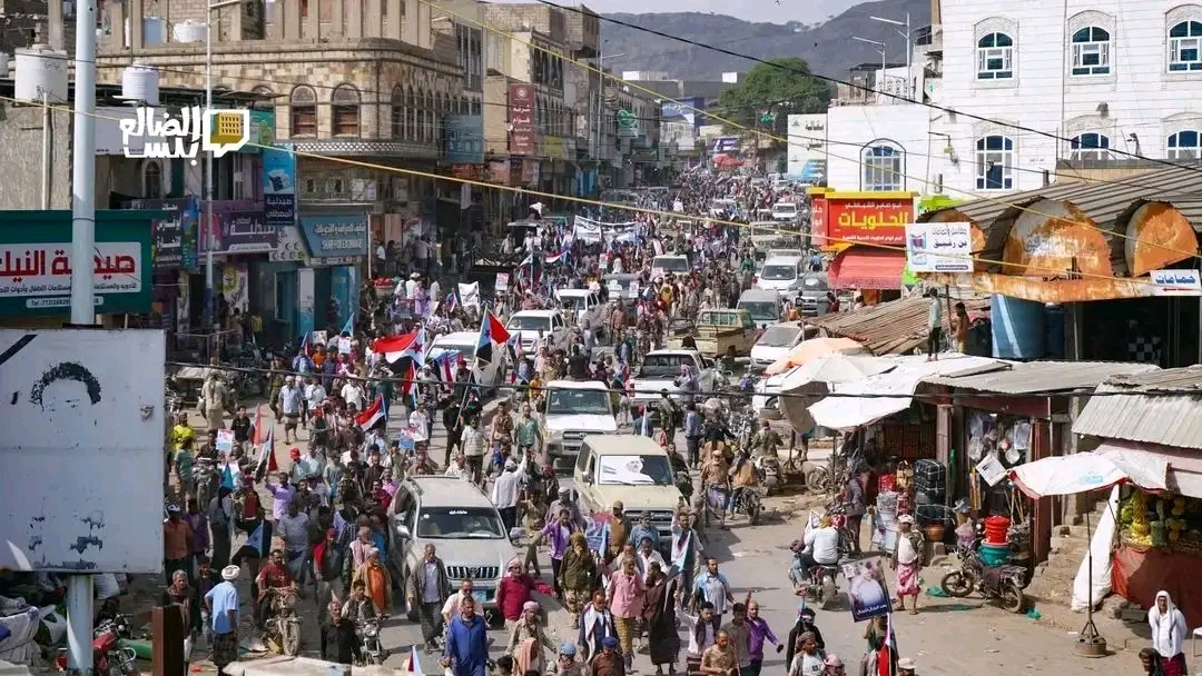 مسيرة حاشدة في الضالع تضامناً مع حضرموت وتنديداً بأحداث المكلا
