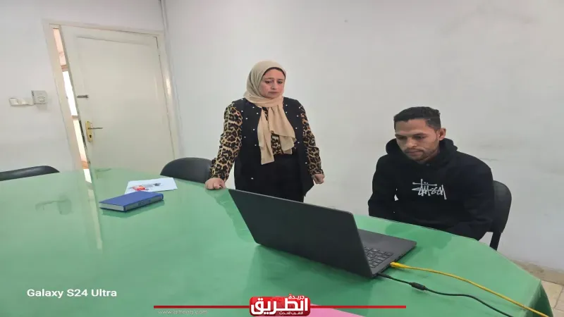 وزارة العمل تُجري مقابلات للمتقدمين على فرص عمل بالأردن في مهنة فني منشار حجر