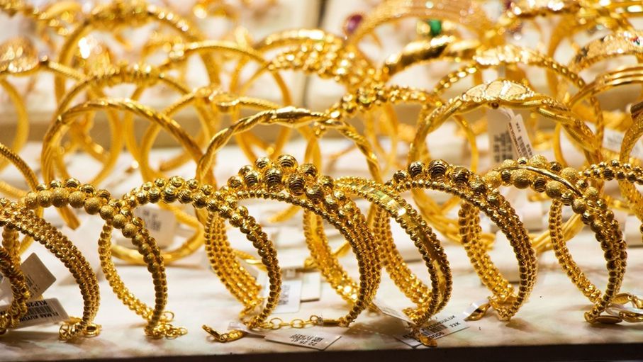 103.60 دنانير سعر الذهب محليا الأحد