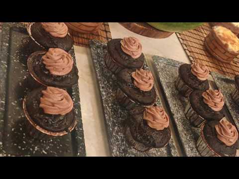 طريقة عمل كب فادج بكريمة الشوكولاتة | المطعم مع الشيف محمد حامد